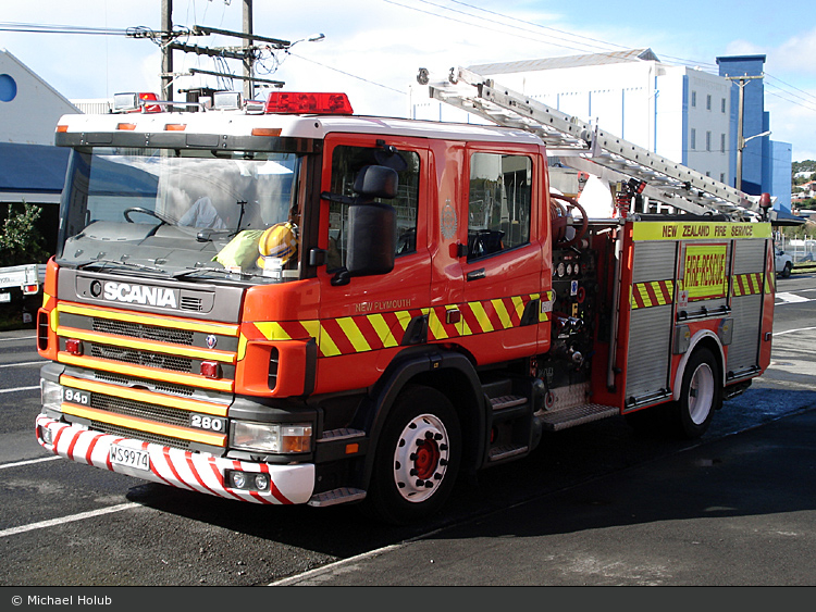 New Plymouth - Fire Service - Pump Rescue Tender