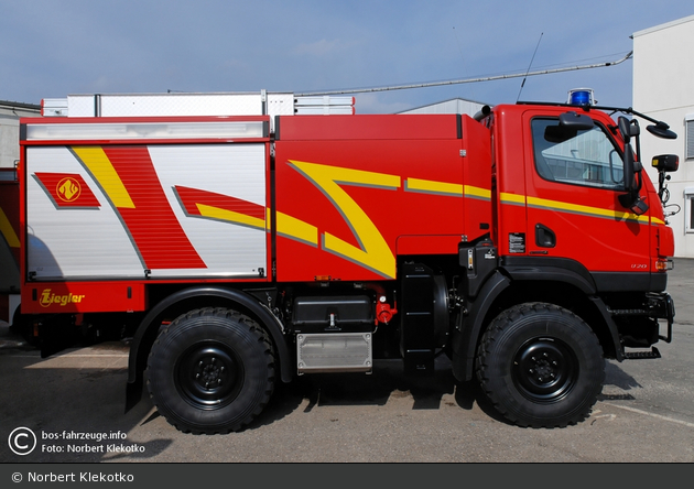 Mercedes unimog u20 prezzo #2