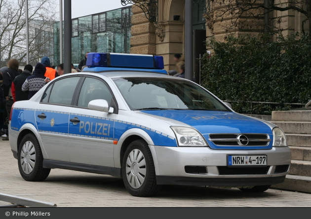 Polizei Opel Vectra FustW N chstes Foto Polizei Opel Vectra FustW