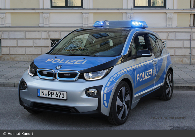 Einsatzfahrzeug N PP 675 BMW I3 FuStW Erlangen BOS Fahrzeuge