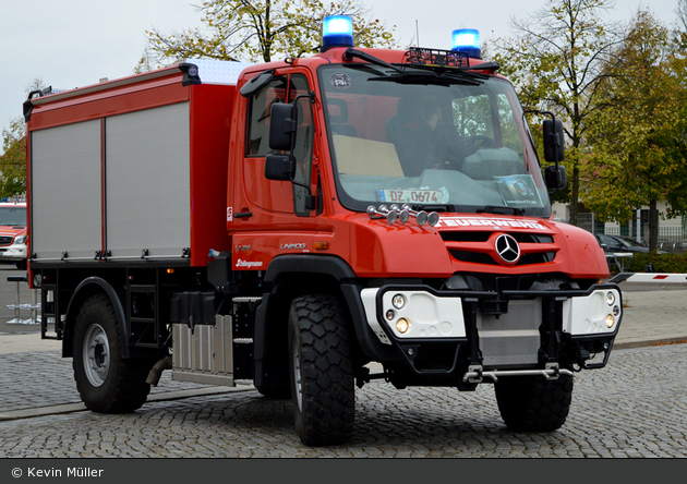 Einsatzfahrzeug Mercedes Benz Unimog U 218 Schlingmann TLF BOS