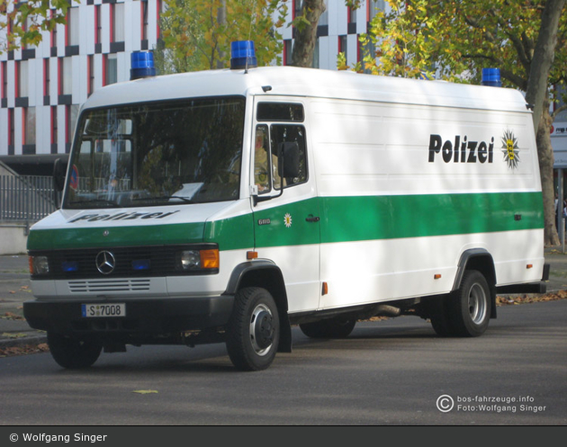 Einsatzfahrzeug S Mb D Gefkw A D Bos Fahrzeuge