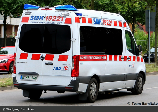 Krankentransport SMH - KTW (B-HE 1748)
