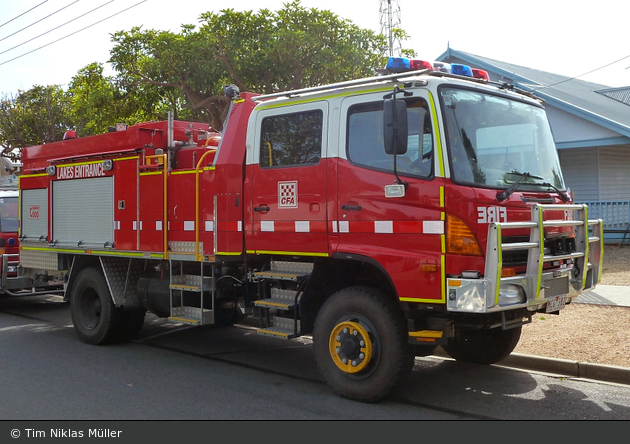 Lakes Entrance - Country Fire Authority - TLF