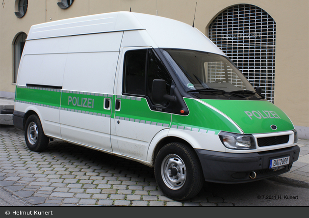 BA-7699 - Ford Transit - MZF