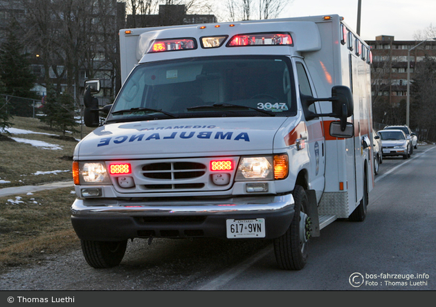 Mississauga - Peel Regional EMS - Ambulance 3047