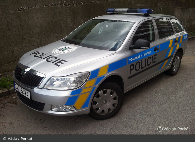 Praha - Policie - 2AC 5374 - FuStW