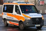 Krankentransport City-Ambulance - KTW (B-CA 833)