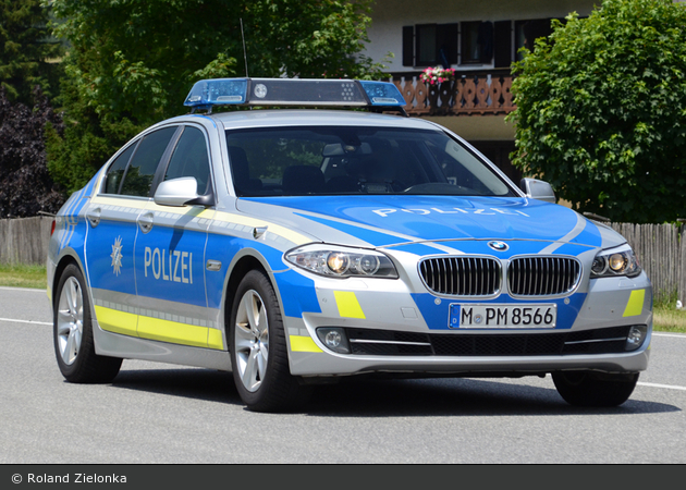 M-PM 8566 - BMW 5er - Lotsenfahrzeug