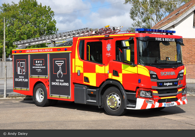Caistor - Lincolnshire Fire & Rescue - WrL/R