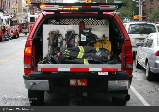FDNY - Manhattan - Battalion 01 - ELW