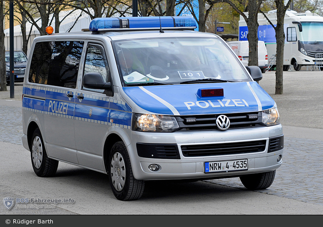 NRW4-4535 - VW T5 - HGruKw