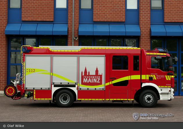 Florian Mainz 01/46-01