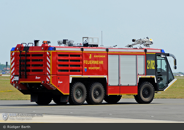 Wunstorf - Feuerwehr - FlKfz Mittel, Flugplatz (21/02)