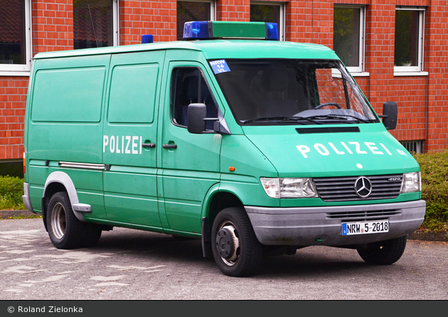 NRW5-2018 - MB Sprinter 412 D - leLKW (a.D.)