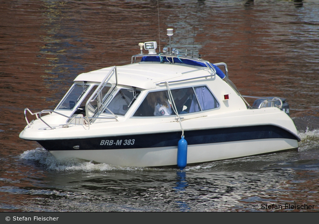 BRB-M 383 - Yamarin 5940 - Polizeistreifenboot
