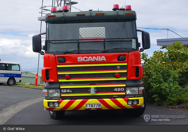 Silverdale - New Zealand Fire Service - Water Tanker - Silverdale 9011