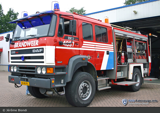 Schouwen-Duiveland - Brandweer - TLF - 48-37 (a.D.)