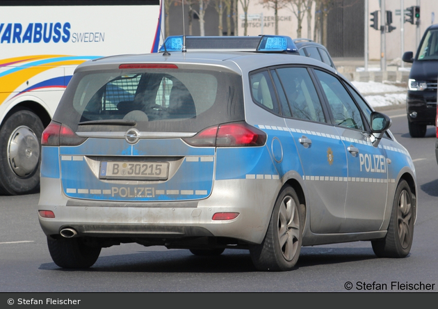 B-30215 - Opel Zafira Tourer - FuStW