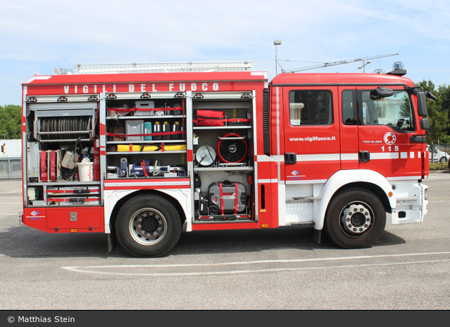 Jesolo - Vigili del Fuoco - HLF