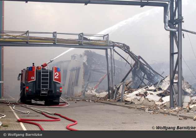 Florian Flughafen Berlin-Tegel Crash 02