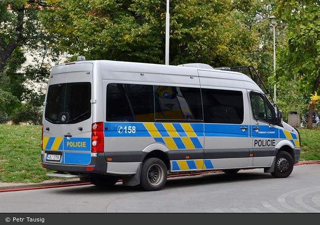 Praha - Policie - 4AJ 2759 - GruKw