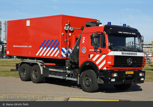 Bergen op Zoom - Bedrijfsbrandweer SABIC Innovative Plastics b.v. - WLF-Kran