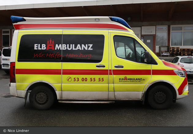 Elbambulanz Hamburg - KTW 02/02 (HH-EA 227)