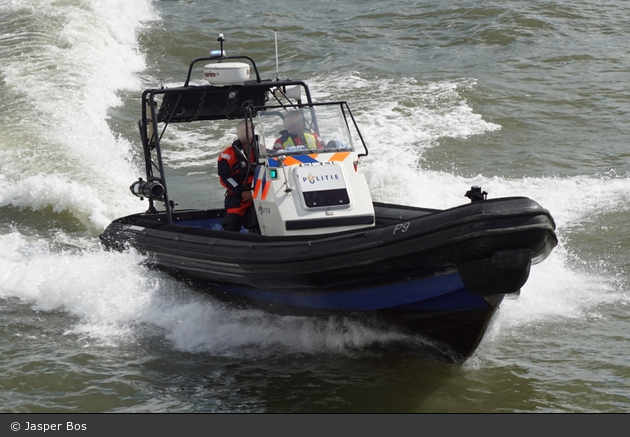Rotterdam - Politie - Waterpolitie - Polizeiboot P09