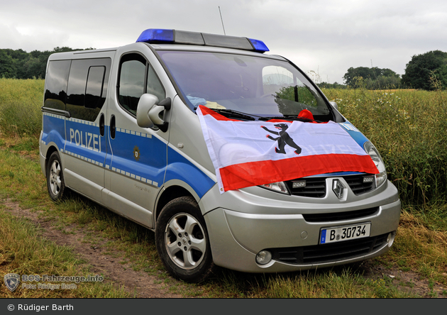 B-30734 - Renault Trafic - DHuFüKw