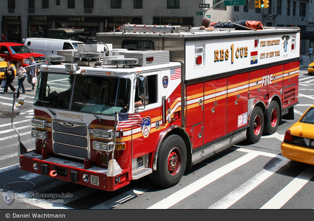 FDNY - Manhattan - Rescue 1 (a.D.)