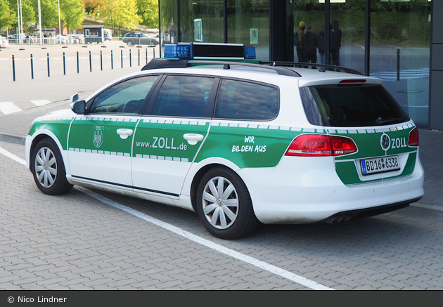 BD16-6338 - VW Passat Variant - FuStW
