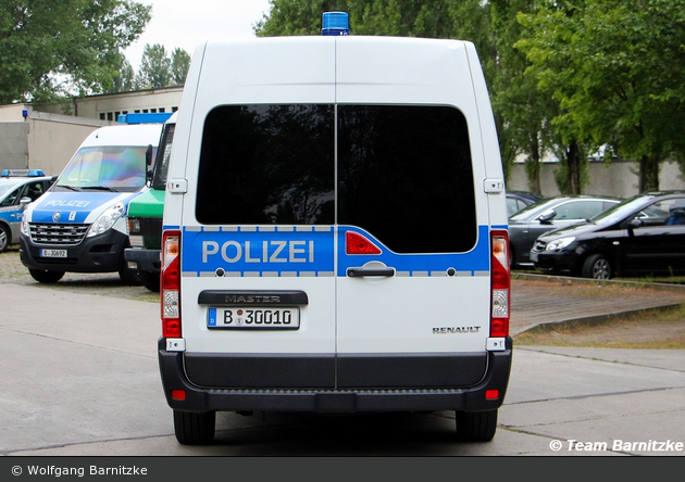 B-30010 - Renault Master - GruKW