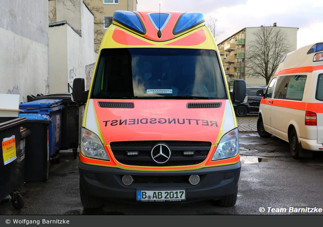 Ambulance Berlin Süd - RTW - Arnold 201