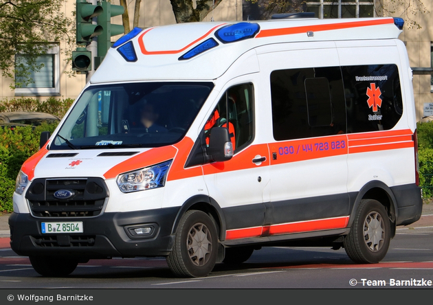 Krankentransport Zuther - KTW 4 (B-Z 8504)