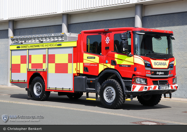 Trowbridge - Dorset & Wiltshire Fire and Rescue Service - WrL/R