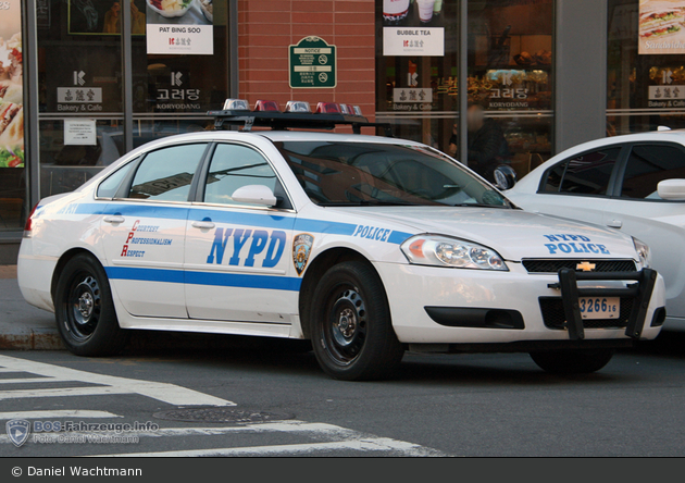 NYPD - Queens - 109th Precinct - FuStW 3266