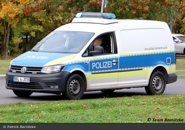 BBL4-3728 - VW Caddy - DHuFüKw