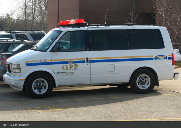 Ontario - Provincial Police - 06-931