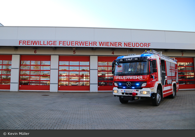 Wiener Neudorf - FF - HLFA 2100/200