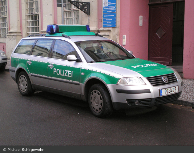 P-3493 - VW Passat Variant - FuStW - Potsdam (a.D.)