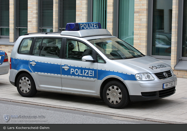 HH-7383 - VW Touran - FuStW (a.D.)
