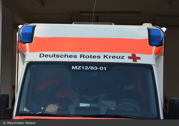 Rotkreuz Mainz 12/83-01