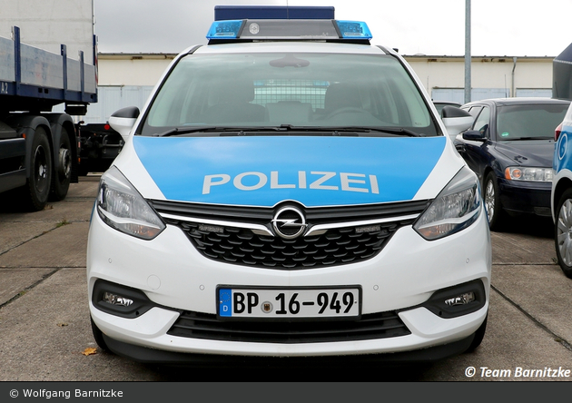 BP16-949 - Opel Zafira - FuStW