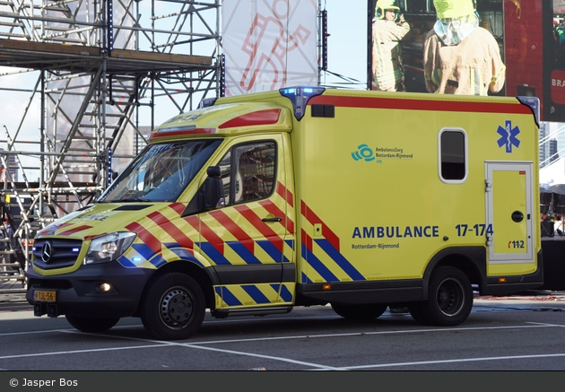 Barendrecht - AmbulanceZorg Rotterdam-Rijnmond - RTW - 17-174