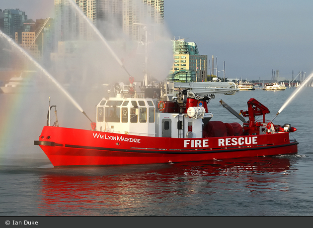 Toronto - Fire Service - Fireboat 334