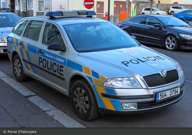 Děčín - Policie - FuStW - 5U4 3794