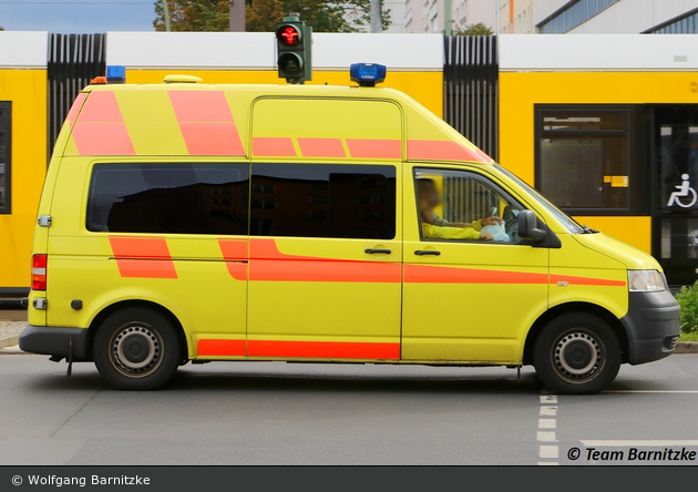 Krankentransport Gesund Transport - KTW (B-FI 4975)