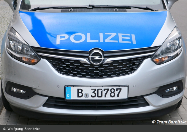 B-30787 - Opel Zafira - FuStW