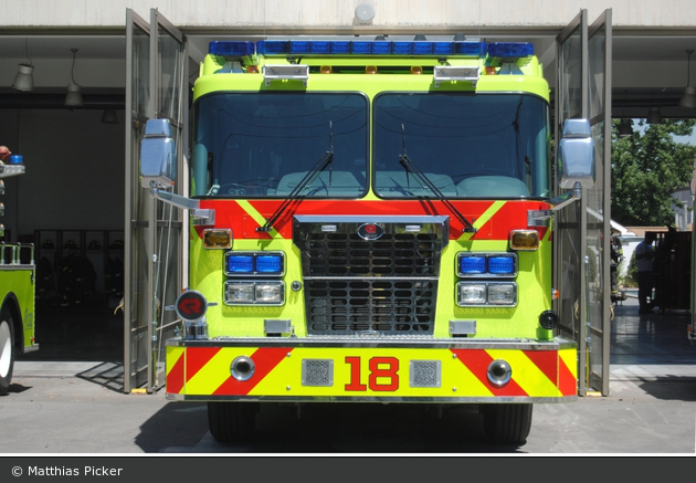 Santiago de Chile - Cuerpo de Bomberos - TLF - B-18